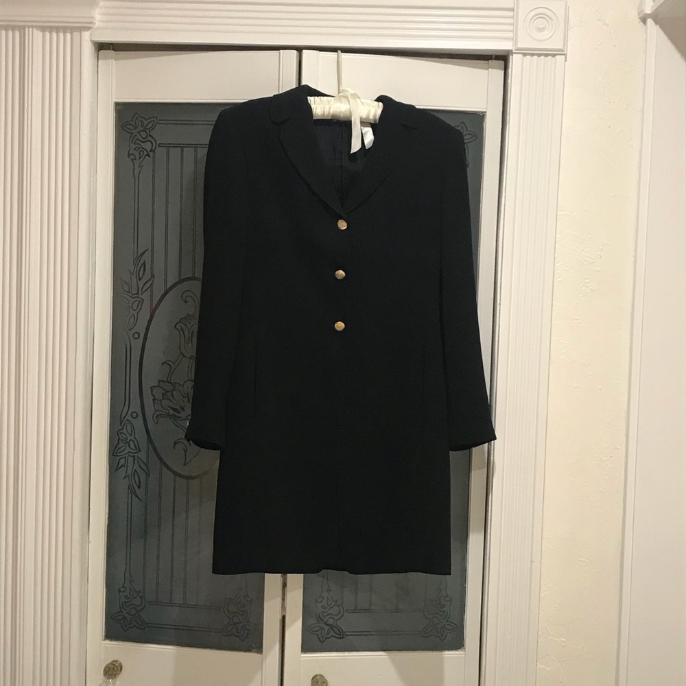 Tahari -Like New Black w/ Brass Long Blazer